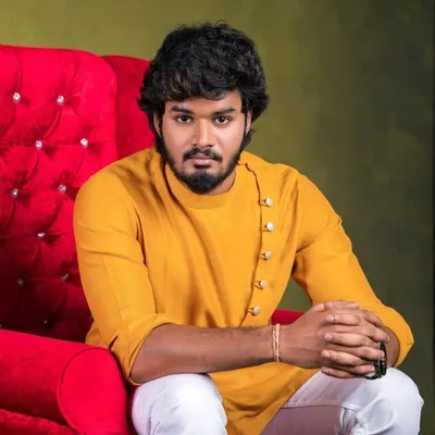 Justin Naveen Raaj | forex algo trader profile