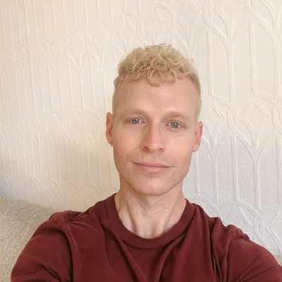 Justin C. Blomgren ๐ฆ๐ผโจ profile