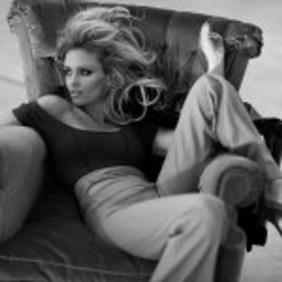 Justine Mattera profile