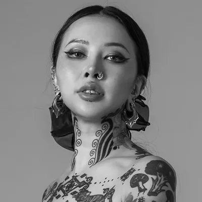 J O A N N E profile