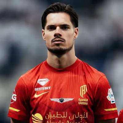 Julian Weigl profile