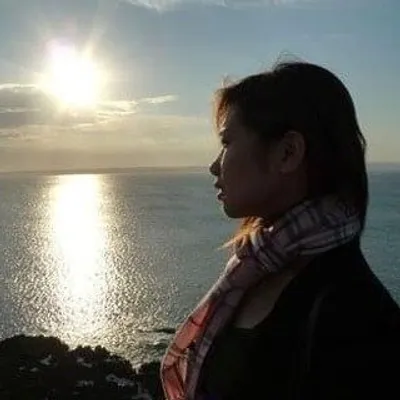 Jynn Looi profile