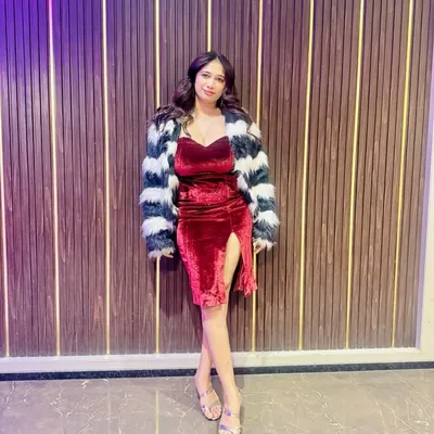 Jyoti Rolla FASHION & BEAUTY profile