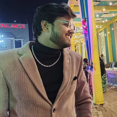 Krishna Tiwari🦚 profile