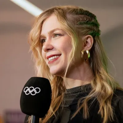 Kaitlyn Weaver profile