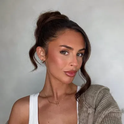 KACEY SEWELL profile