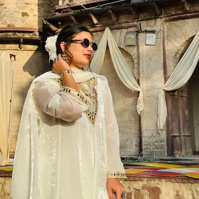 Kajal Mehta🧿Blogger🗣️Travel | food | Fashion💞 profile