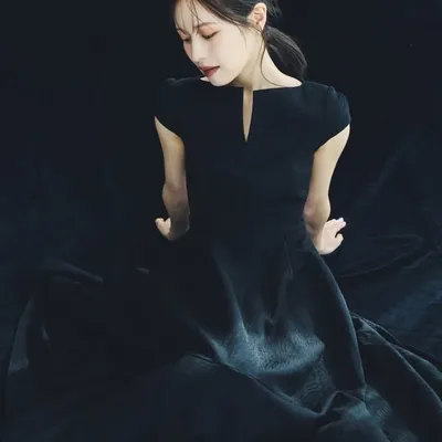 楫 真梨子 Mariko Kaji profile