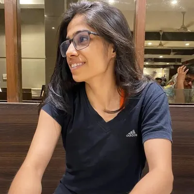 Manali Kakani profile