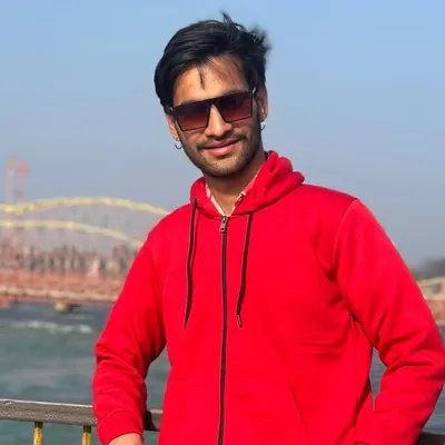 SINGER KAMAL SHARMA profile