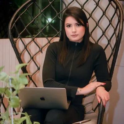 Kamila Praxedes profile