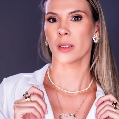 Kamilla Pozzi profile
