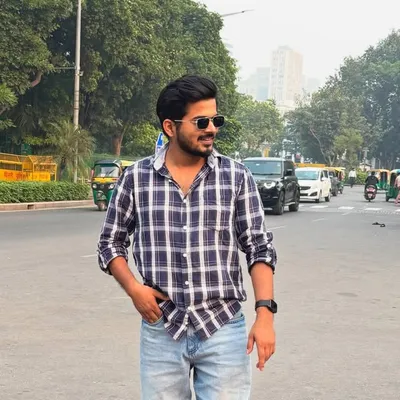 Kamran Akhtar profile
