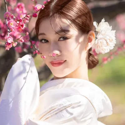 福岡ヘアメイク|大人花嫁・前撮り Pivoine【ヘアメイクピボワンヌ】赤坂 profile