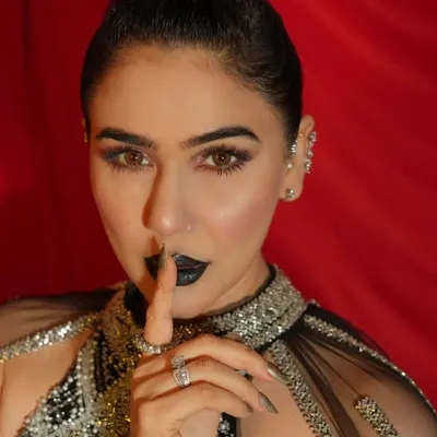 I am Kangna Sharma profile