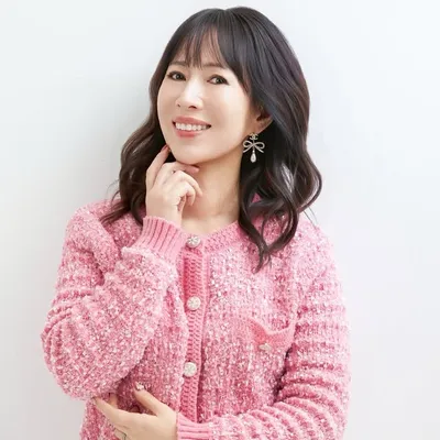 竹下香織 KAORI TAKESHITA profile