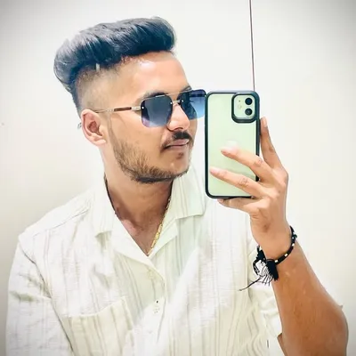Karan ๐ profile