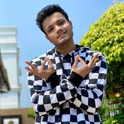 Karan Parikh profile