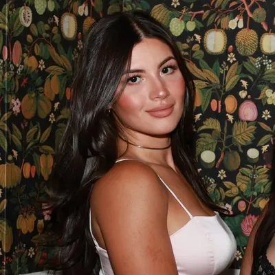 Karen Villarreal profile