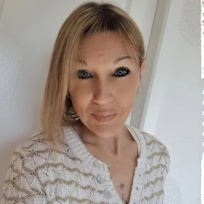 Karen Desvignes ๐ profile