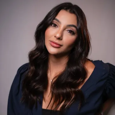 MAQUIADORA | NOIVAS | MAQUIAGEM | CURSOS profile