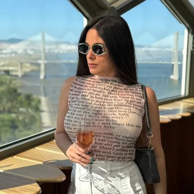 Karen Vitcher 🧿 profile