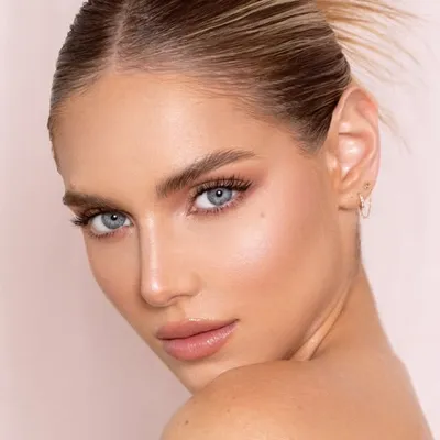 ★ KARI RILEY ★ profile