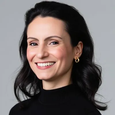 Karine Lago | IA, Power BI & Dados profile