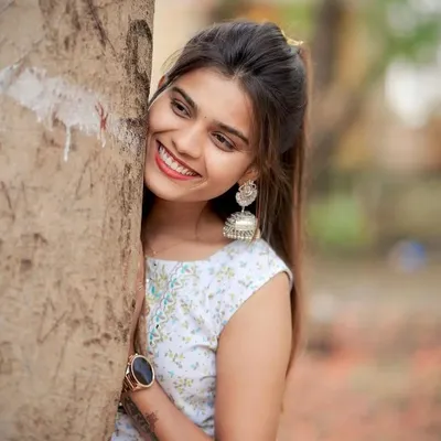 karishma jaiswal profile
