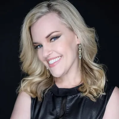Kari Wahlgren profile