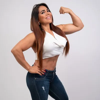 Karla Solórzano profile