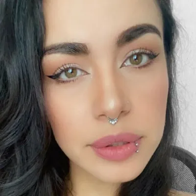 Karla Ovalle profile