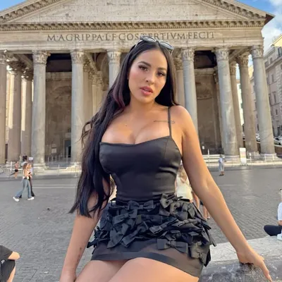 Karla Bustillos ๐ profile