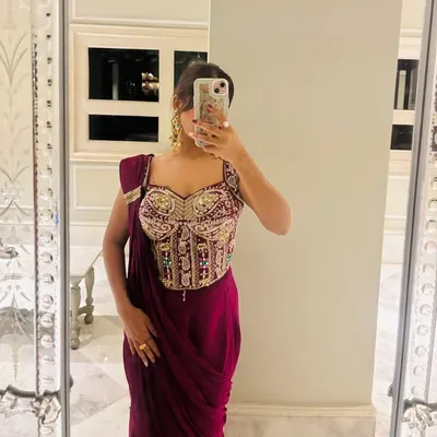 NISHA MANDAL⚡ profile