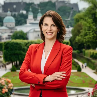 Karoline Edtstadler profile