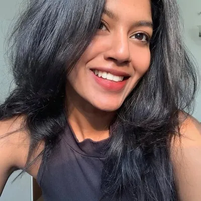 Karthika Anand ⚡ profile