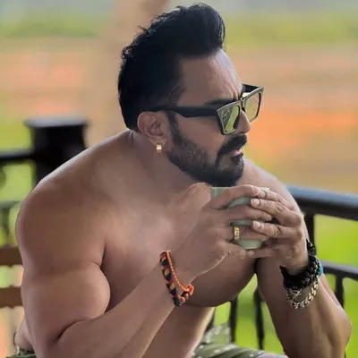 Kartik Jayaram profile