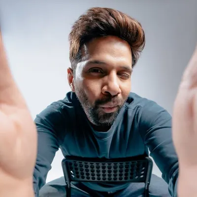 Karthik Singer profile
