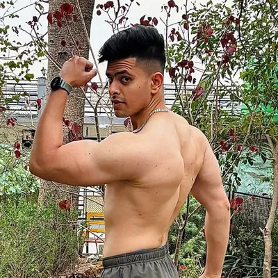 ⚜kartik⚜ profile