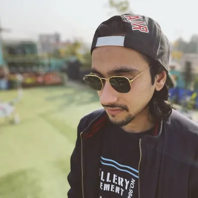 Kartik Sekhri profile