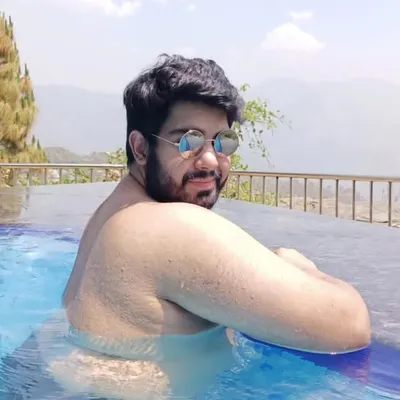 Kartik ๐ป profile