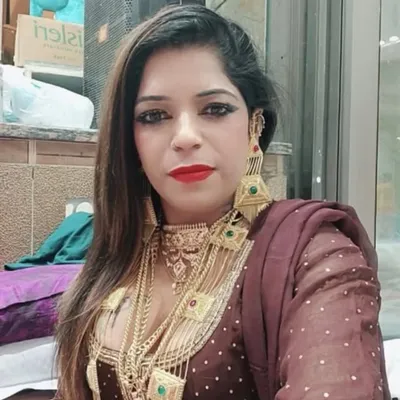 Aliya Khan profile
