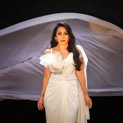 Kashmera Shah profile