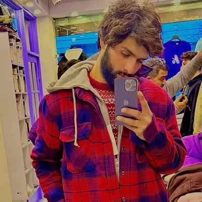 Imaanzargarofficial💎 profile