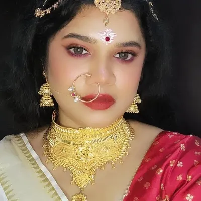 Swapna | Makeup artist | Beauty content creator🧿 profile