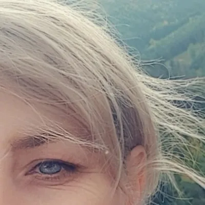 Katarzyna Caruk profile