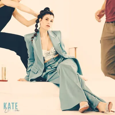 KATE LOUISA profile
