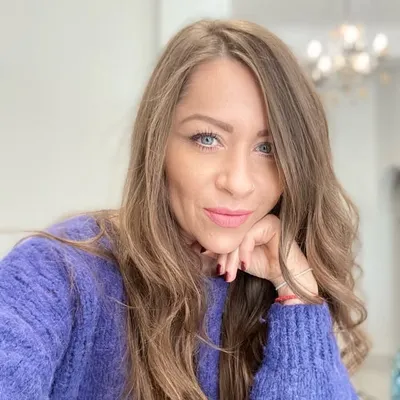 Katerina Leni profile