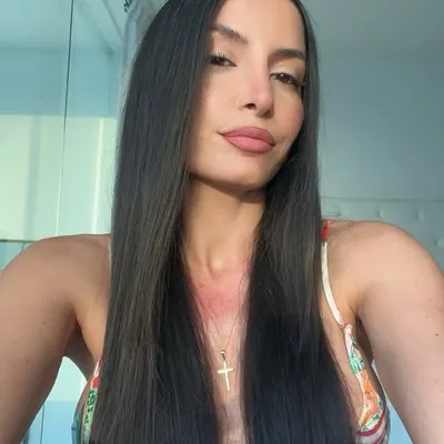 Katia Alvarez Zakarian profile