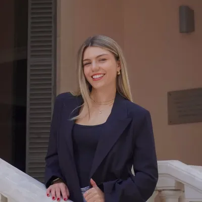 Katia🤍 profile